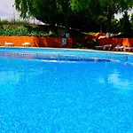 морски джулай морнинг - July Morning Sea View Apartment