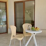 морски джулай морнинг - July Morning Sea View Apartment *
