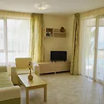 морски джулай морнинг - July Morning Sea View Apartment Kavarna