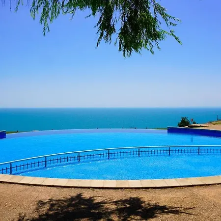 морски джулай морнинг - July Morning Sea View Apartmán *