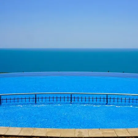 Апартамент морски джулай морнинг - July Morning Sea View *