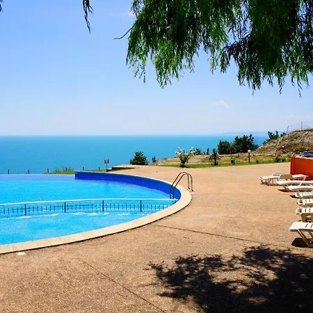 Апартамент морски джулай морнинг - July Morning Sea View *