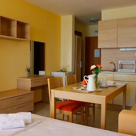 Apartment морски джулай морнинг - July Morning Sea View Kavarna