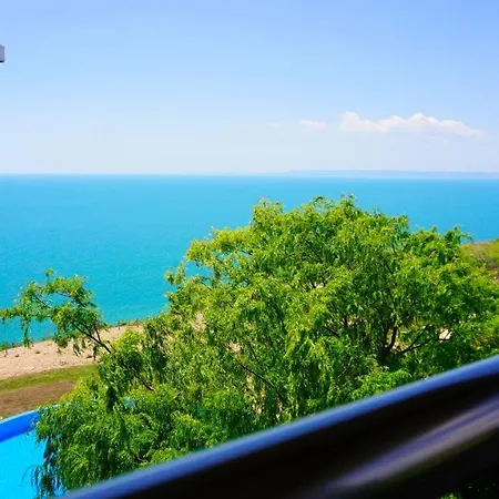 Апартамент морски джулай морнинг - July Morning Sea View Каварна