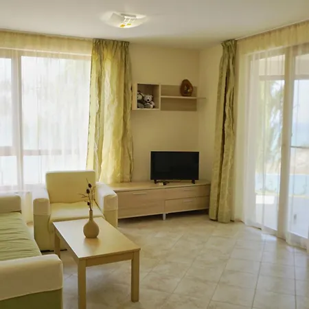 морски джулай морнинг - July Morning Sea View Apartmán Kavarna